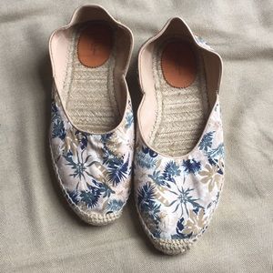 Rag&bone espadrilles fit a 38 comfortably